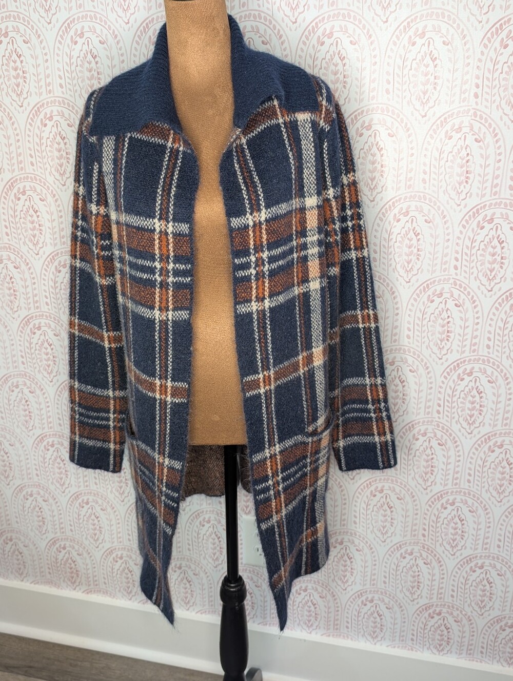 Tahari Navy Plaid Open-Front Cardigan with Orange Accents Sz M